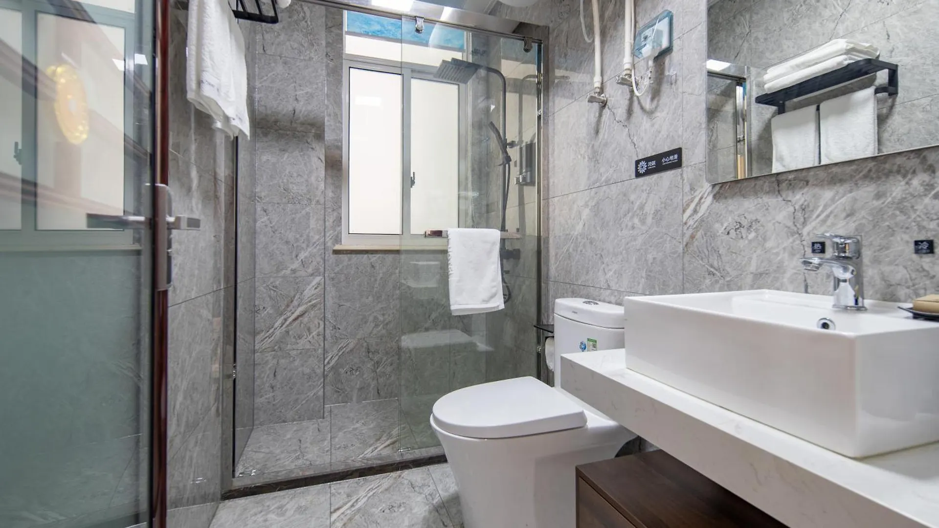 Floral Yilanxuan Zhouzhuang Hotel Σουτσόου