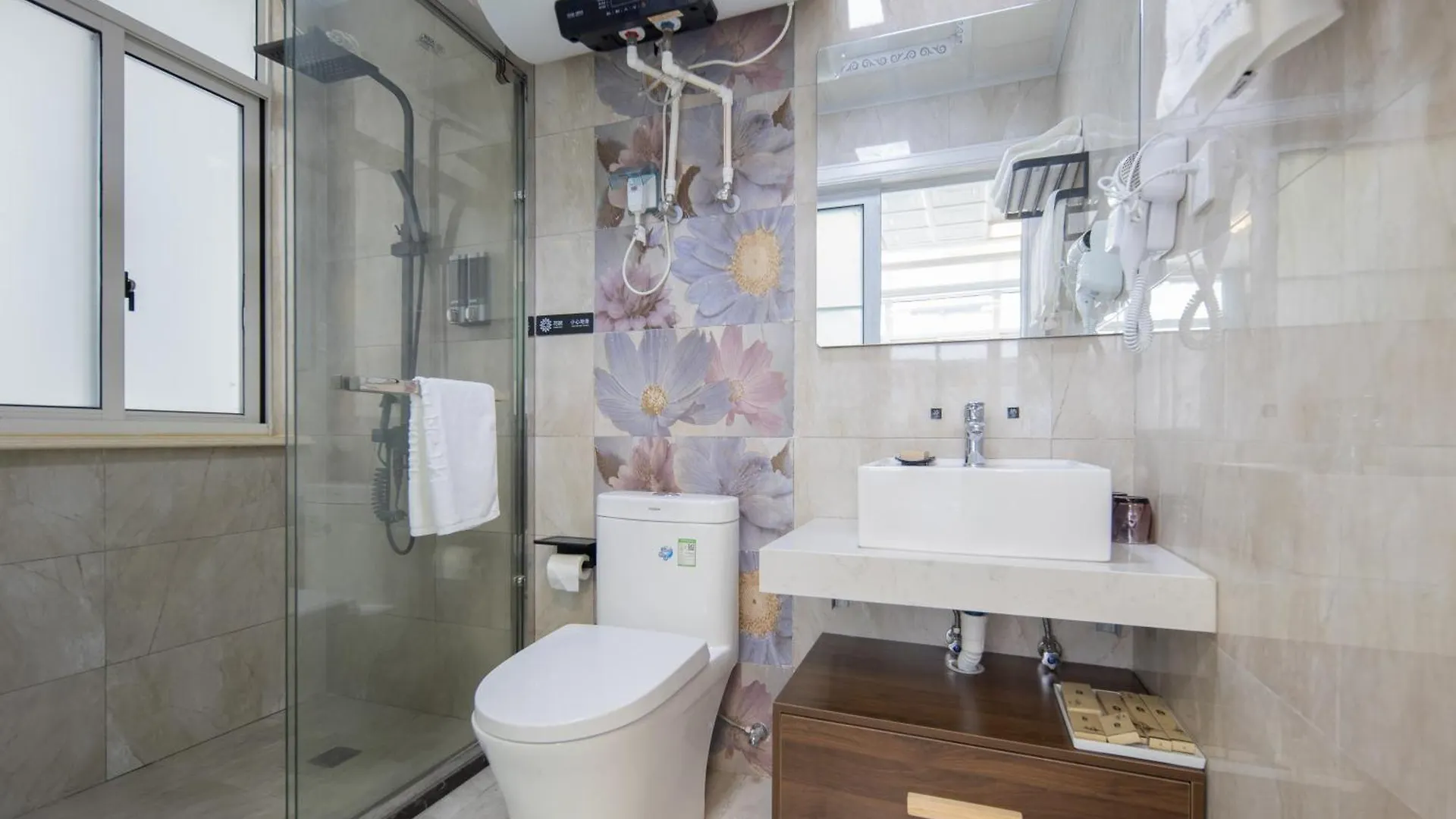 Floral Yilanxuan Zhouzhuang Hotel Σουτσόου
