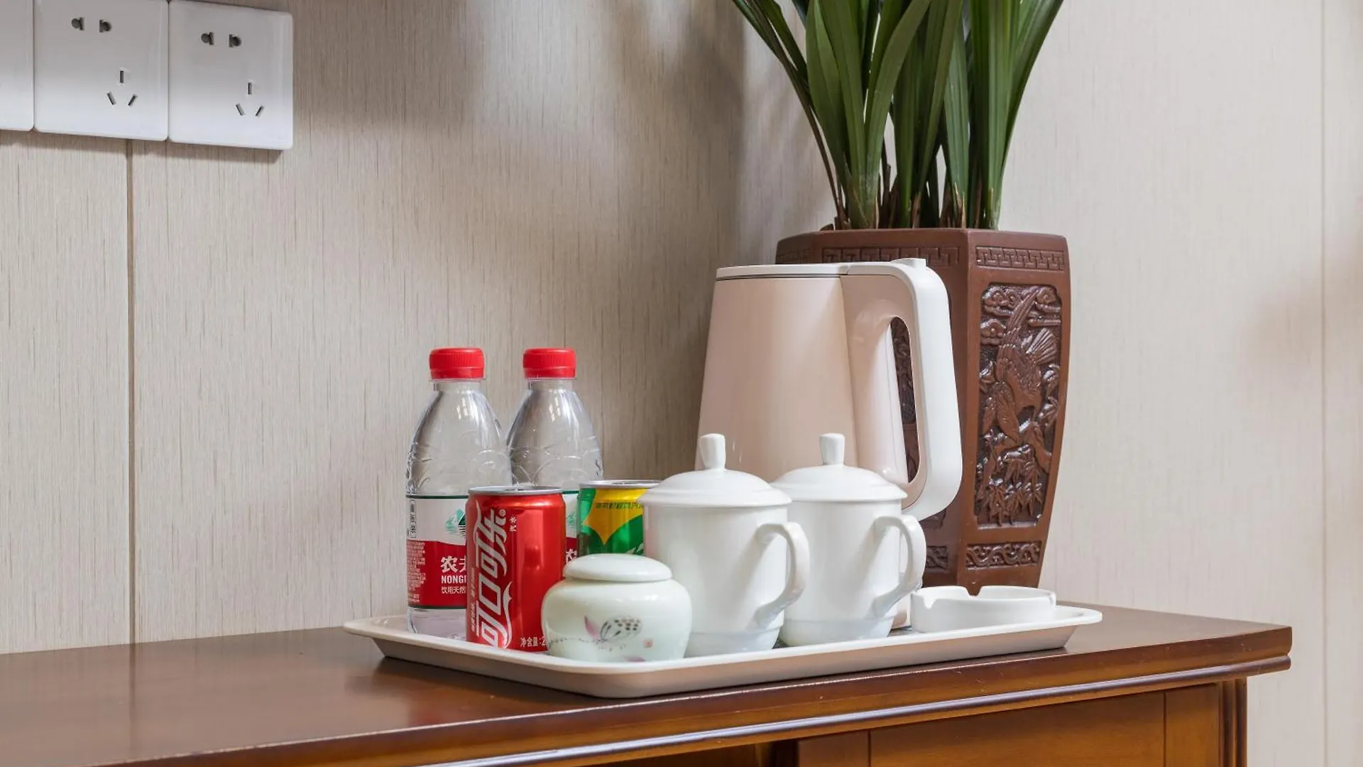 Floral Yilanxuan Zhouzhuang Hotel Σουτσόου 0*,  Κίνα